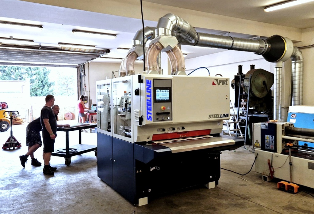 Instalace odjehlovacího stroje BSM 1100 RDDR v Královehradeckém kraji